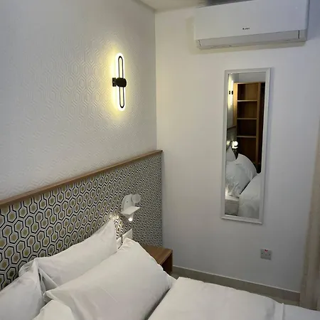 Minerva Suites By Homely St. Paul's Bay Exterior photo