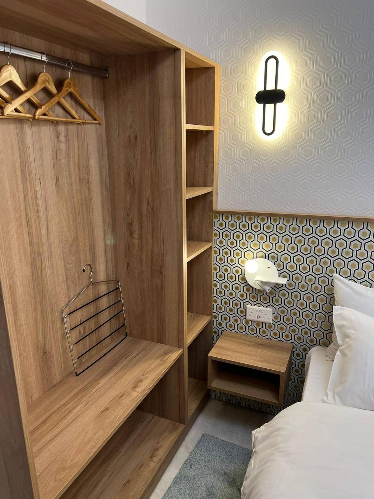 Minerva By Homely *
